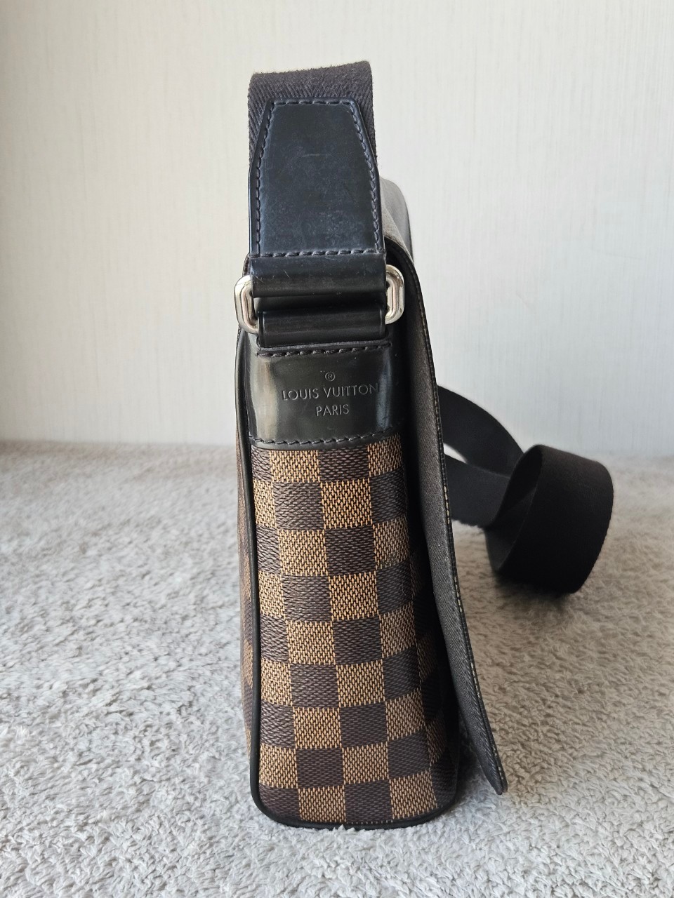 LV District Damier PM