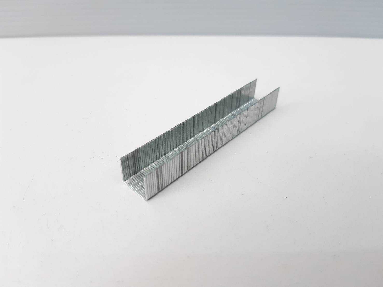 ลูกแม็กขาคู่ King Eagle (สำหรับยิงบอร์ด)