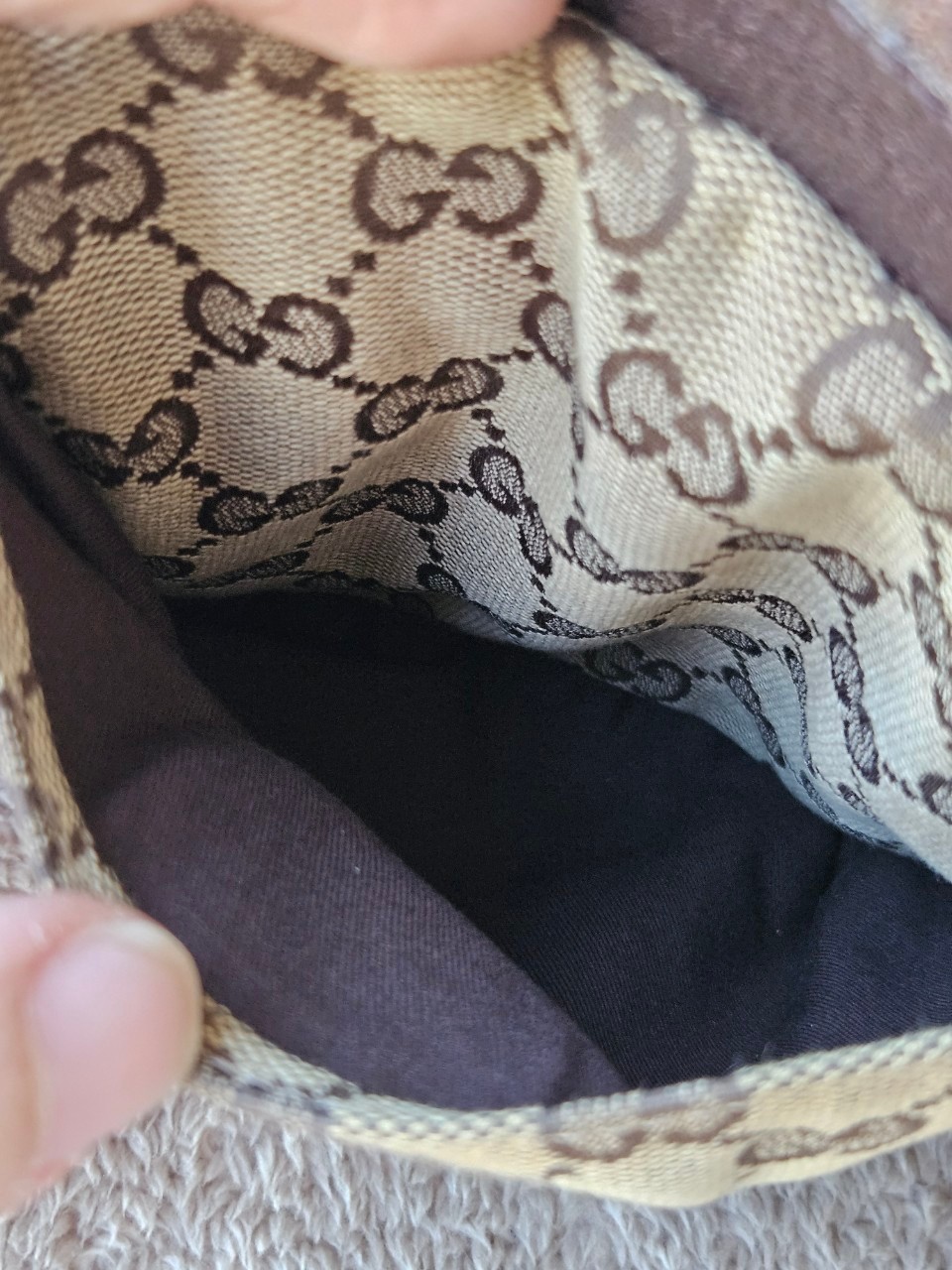 Gucci GG Canvas Beltbag