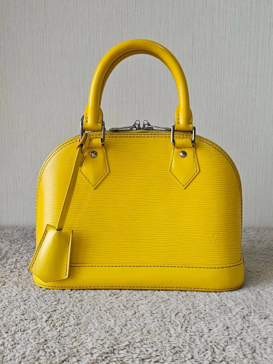 LV Alma BB EPI สีเหลือง