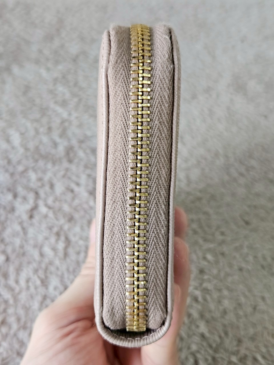 Prada 1ML506 Zippy สีนู๊ด