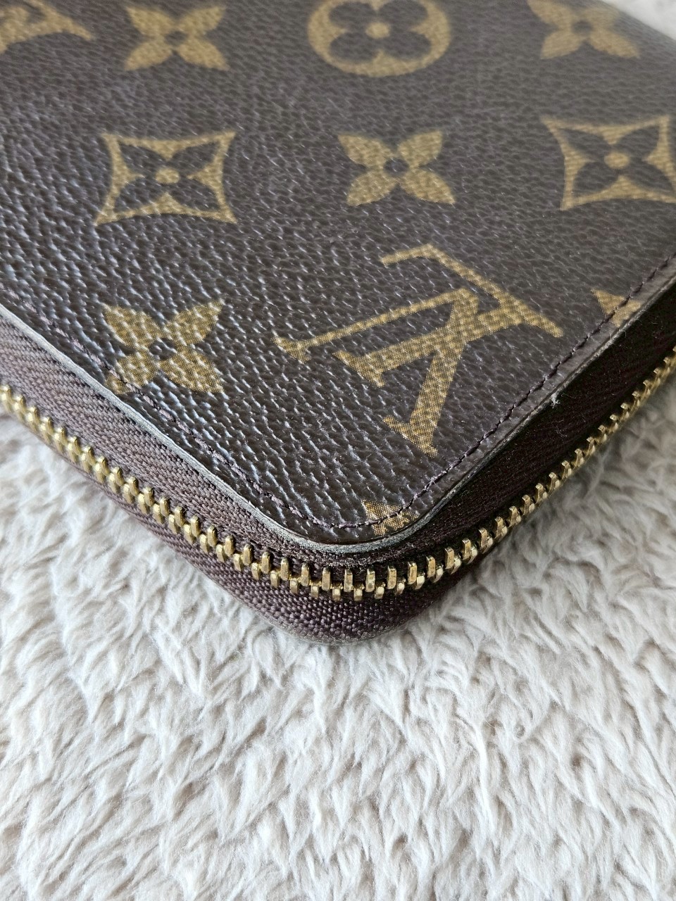 LV Zippy Mono Wallet
