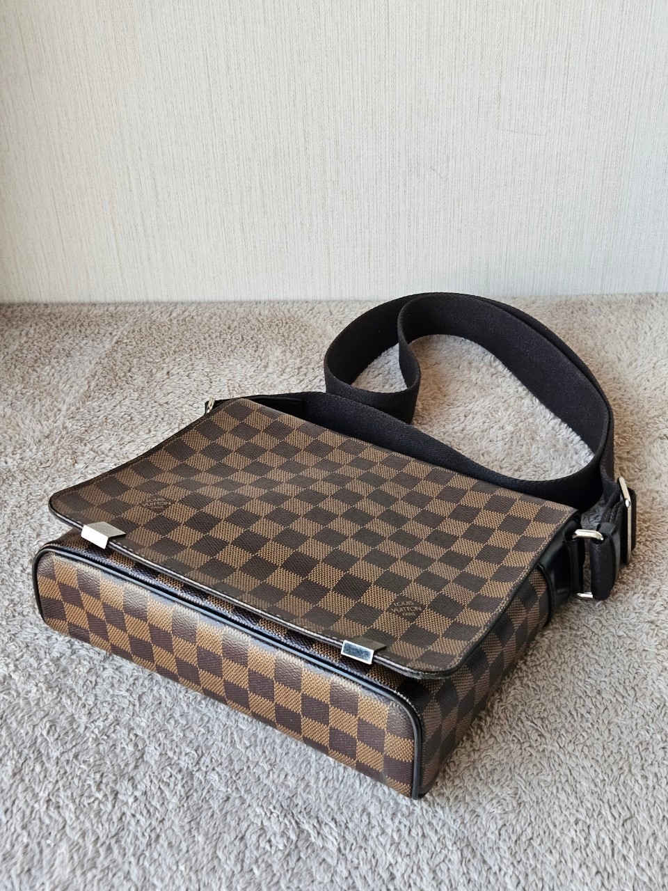 LV District Damier PM