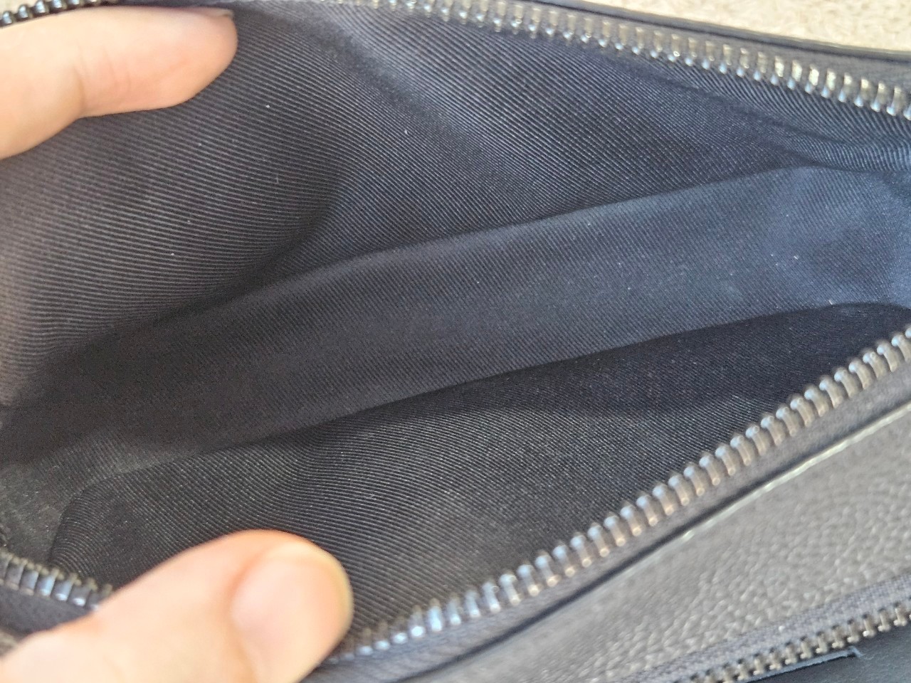 LV M59161 Alpha Wearable Wallet