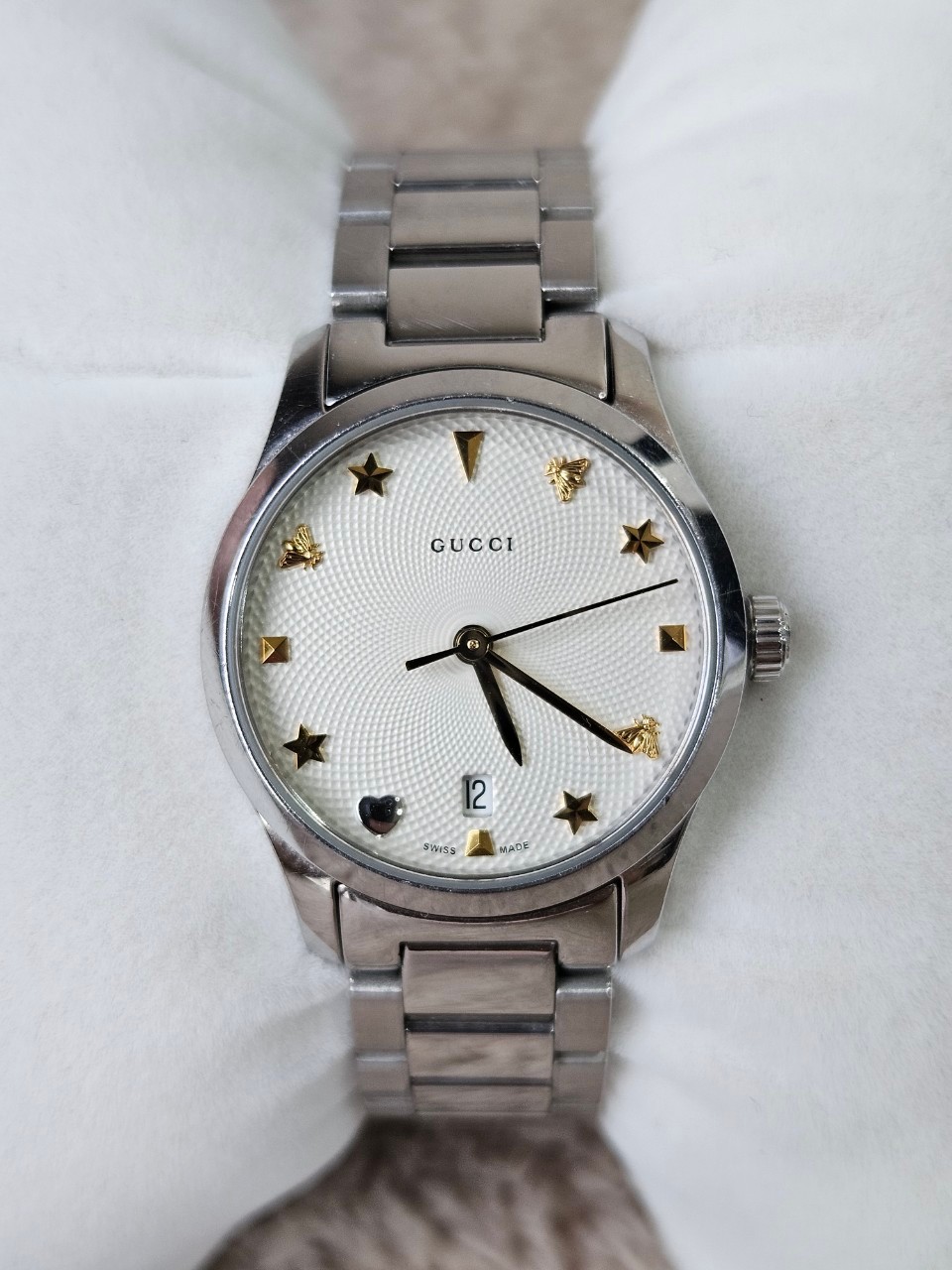 Gucci G-Timeless Watch 27mm.