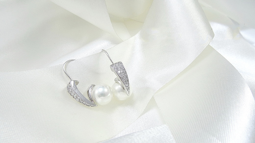 เซ็ทสร้อยคอเงินแท้พร้อมจี้มุกน้ำจืดแท้เม็ดใหญ่ขนาด 12 mm.ตัวเรือนเงินแท้ ชุบทองคำขาว ชิ้นงานประณีต