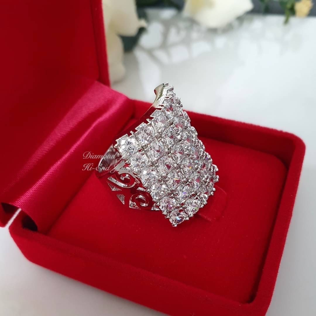 แหวนเพชรcz แหวนเพชรเทียบแท้ แหวนเพชรไปงาน