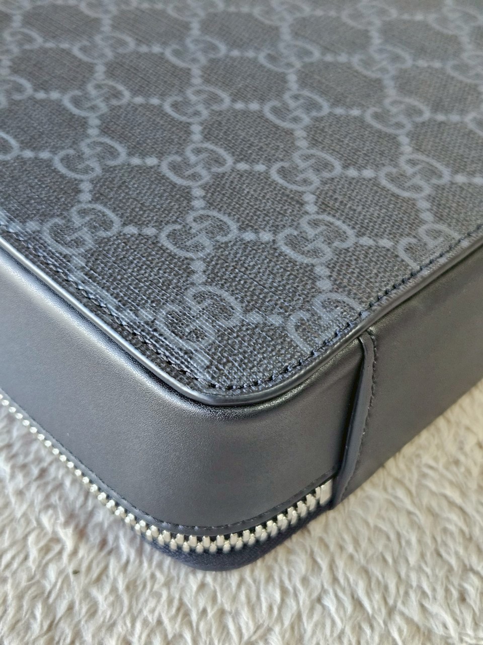 Gucci Black Small Shoulder Bag