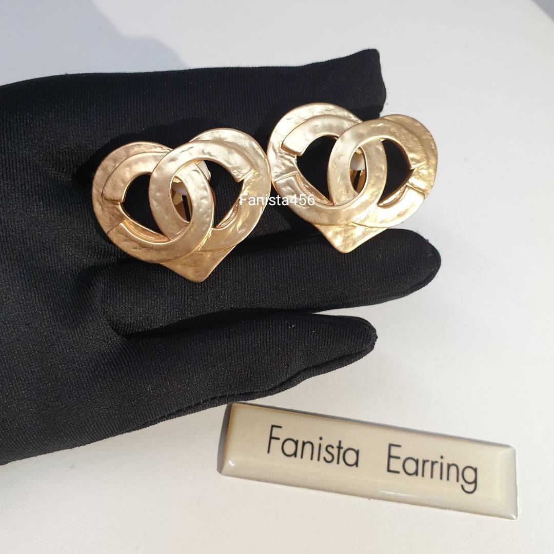 ต่างหูชาแนล original แบบหนีบ ต่างหู Chanel งานวินเทจหัวใจ ต่างหูชาแนล 1:1 ต่างหูหัวใจ Chanel earring heart