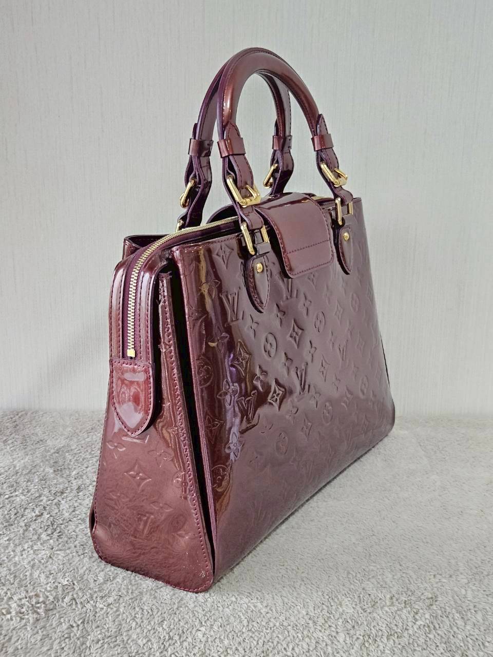 LV M91390 Melrose Amarante Vernis