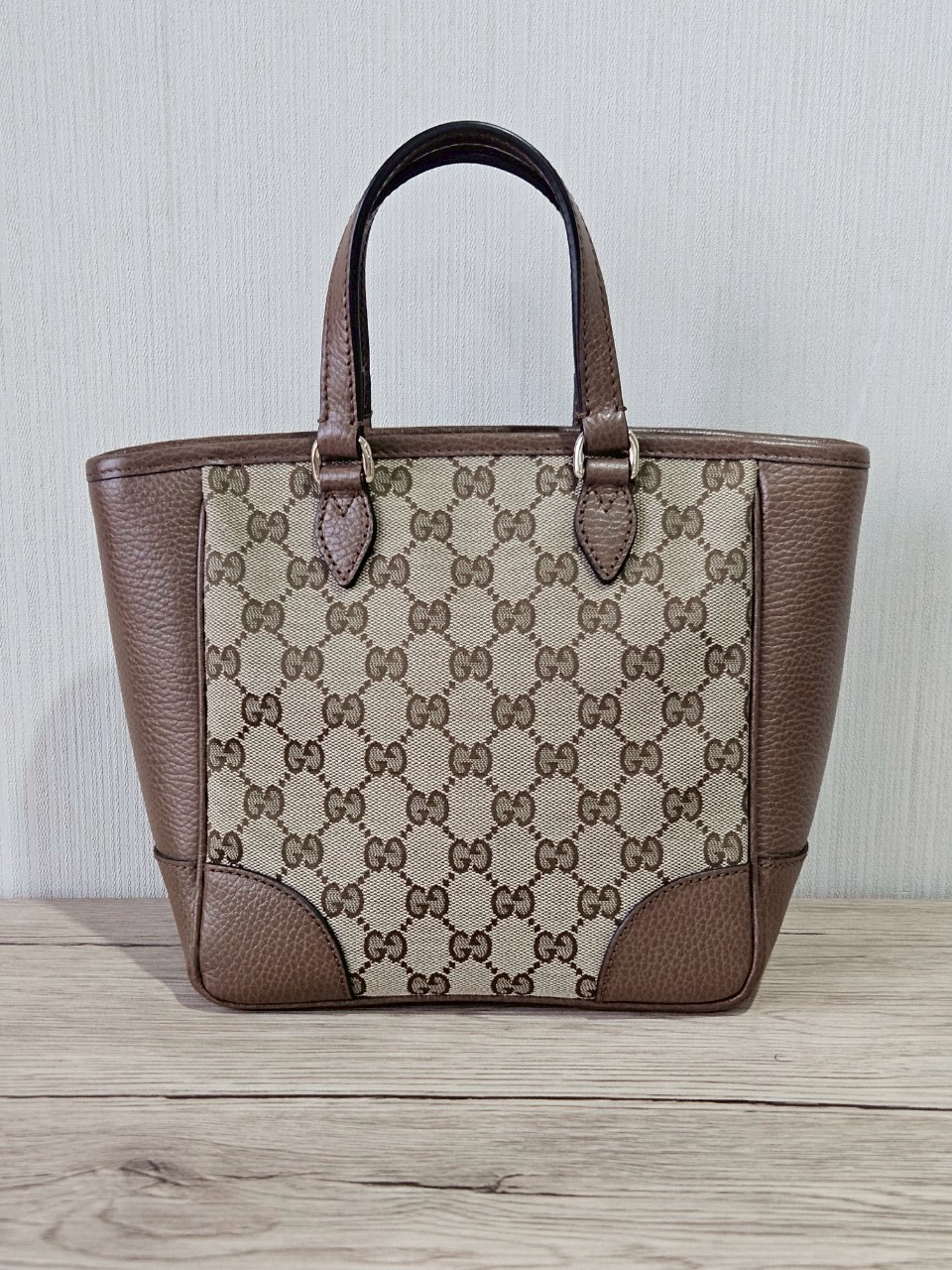 Gucci Bree Tote สีน้ำตาล