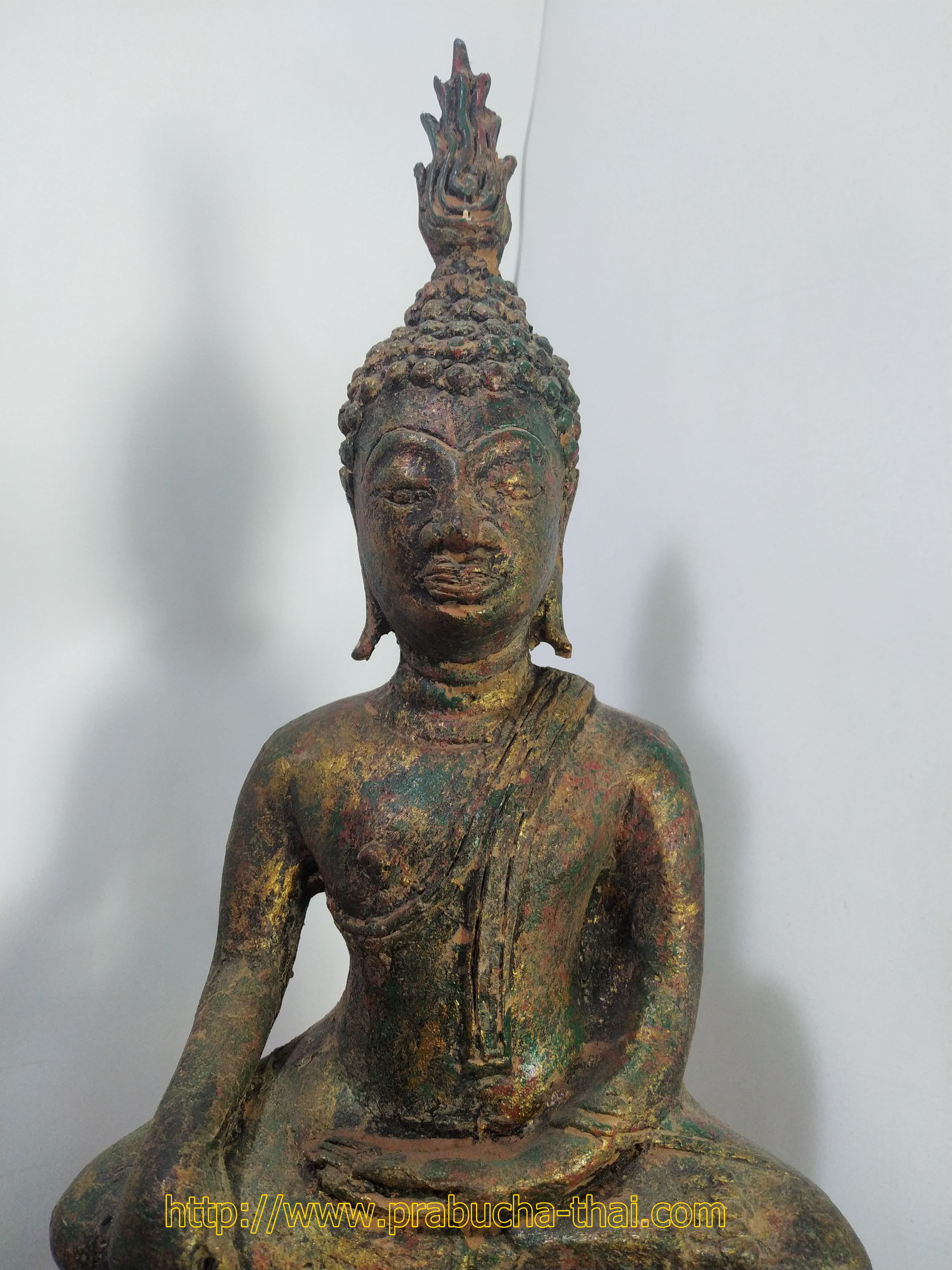 พระกำแพงสามขา ฐาน 6 นิ้ว เนื้อสำริดสภาพเก่า