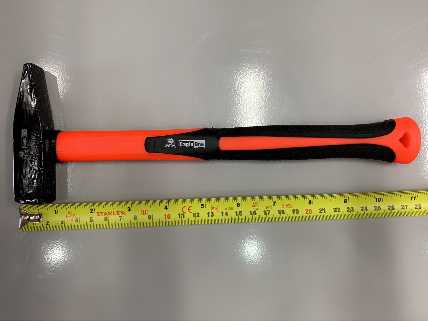 ค้อนช่างทองด้ามไฟเบอร์ EagleOne (คละสี)