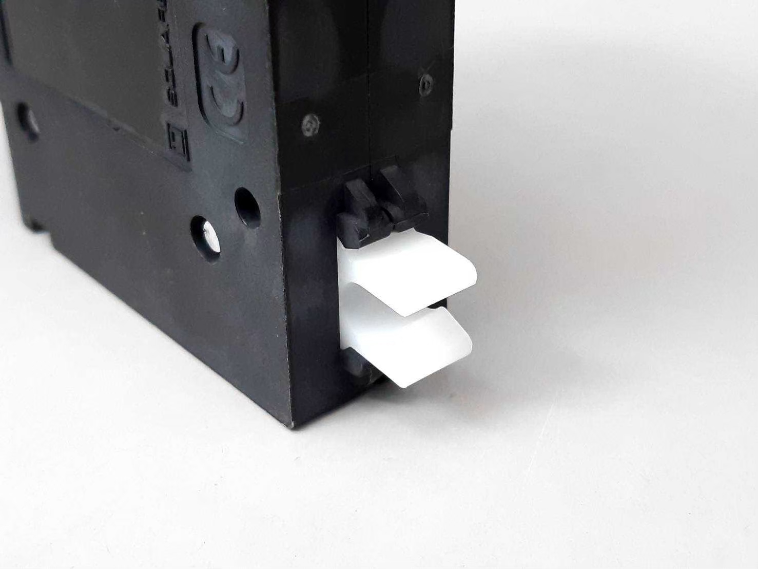 ลูกย่อย (เบรคเกอร์ย่อย) ชไนเดอร์