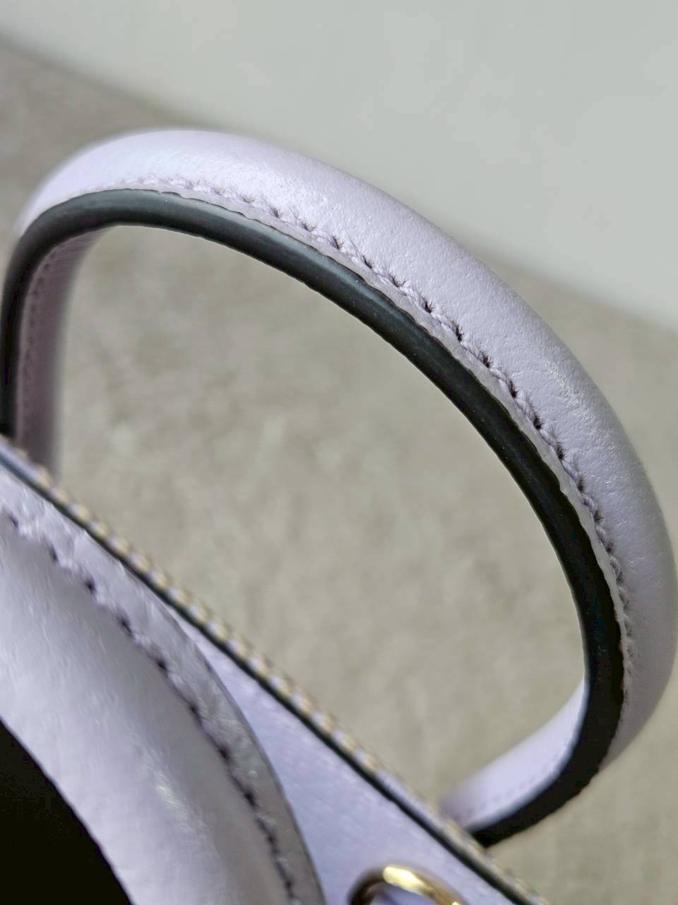 Gucci Jumbo GG Canvas Vertical Mini Tote