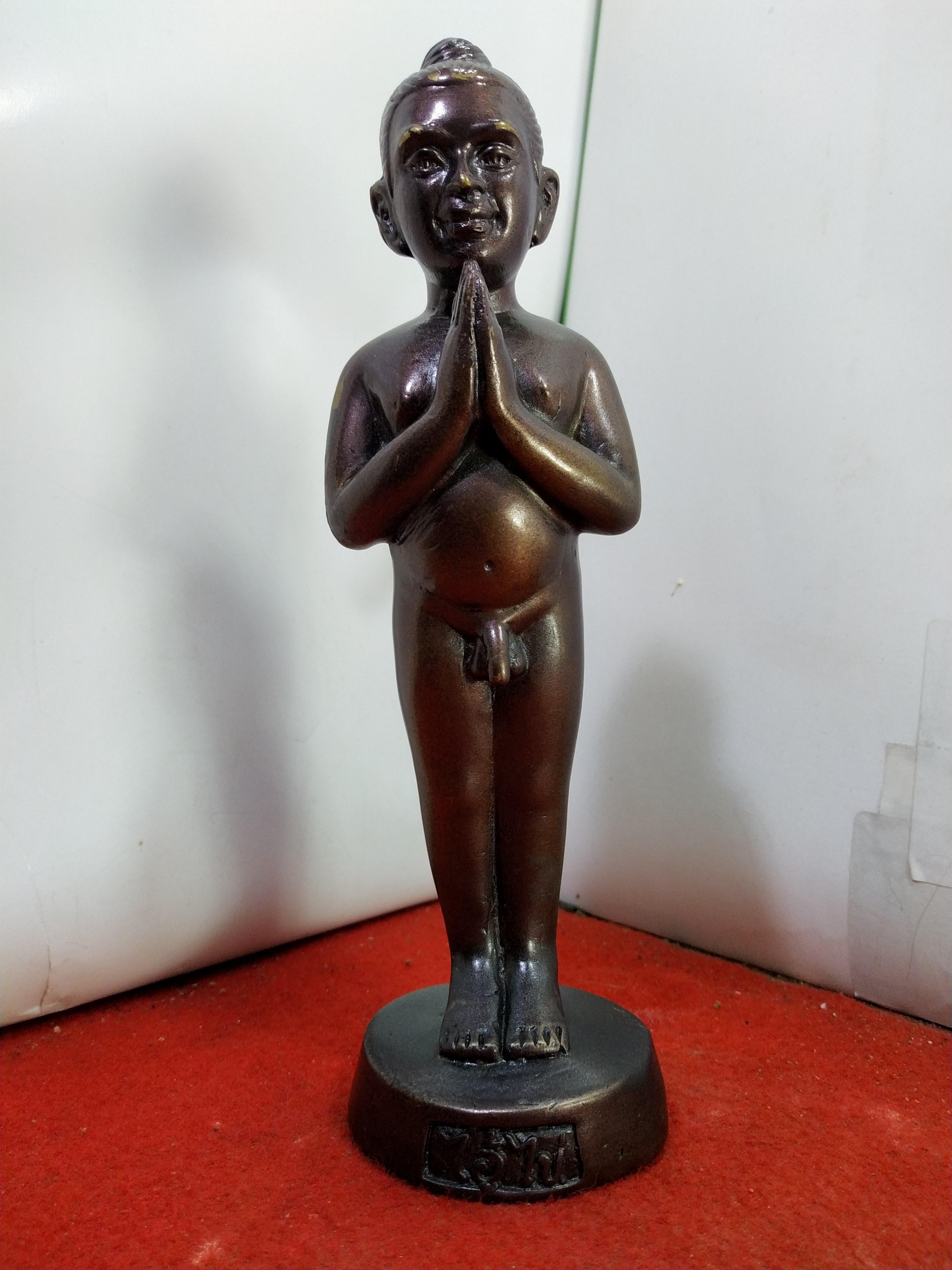 ไอ้ไข่ กุมารเทพแห่งวัดเจดีย์ อำเภอสิชล จังหวัดนครศรีธรรมราช สูง 8 นิ้ว