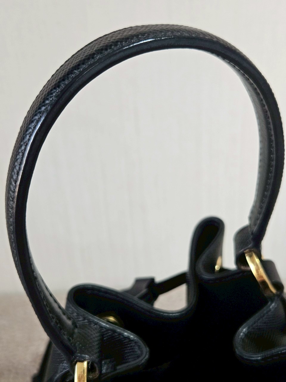 Prada Bucket Bag in Saffiano Leather Nero