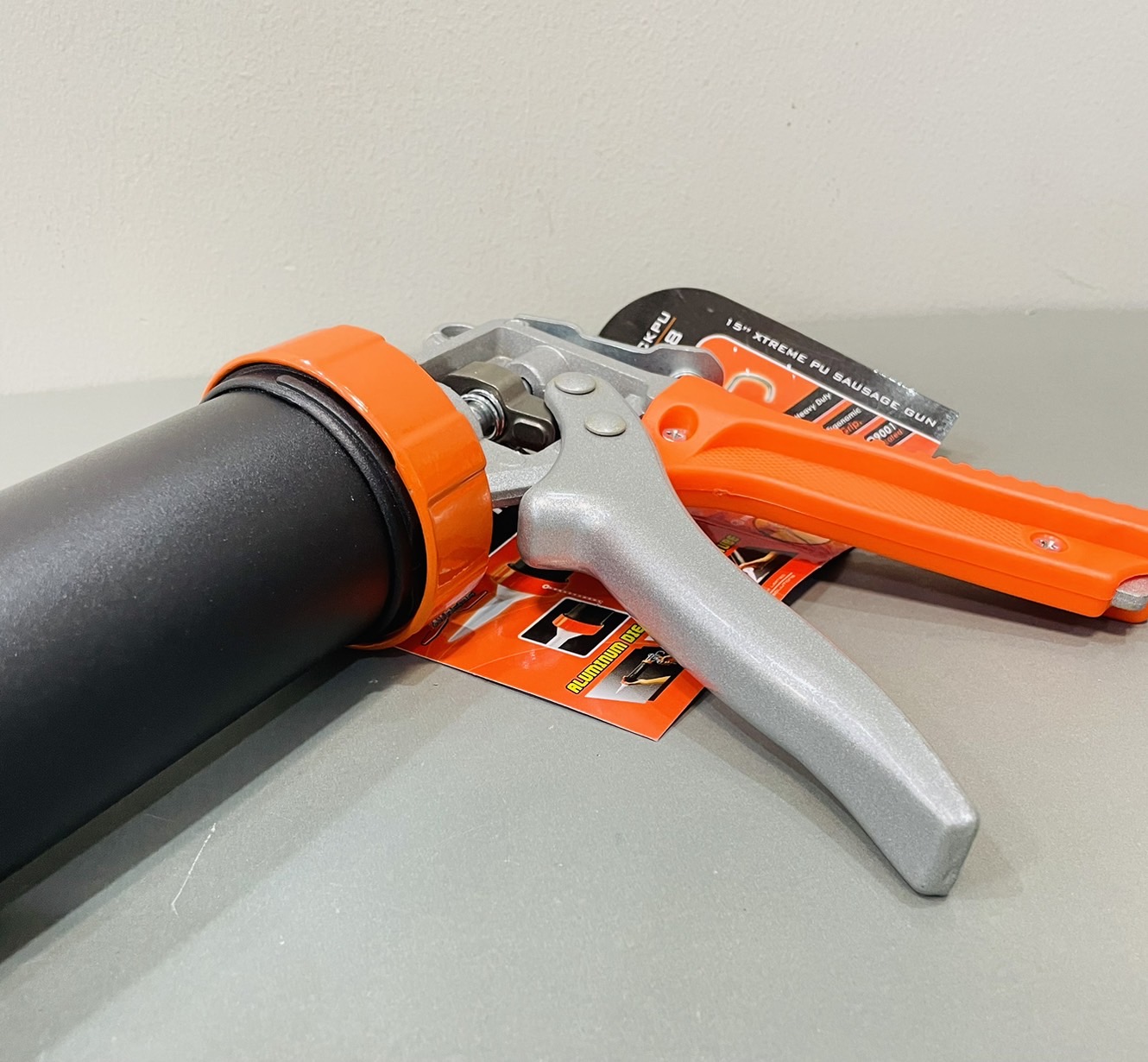 ปืนยิงกาวไส้กรอก 15" พัมคิน