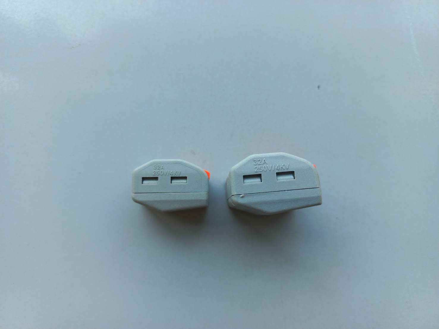 ตัวรวมสายไฟถอดได้ PCT