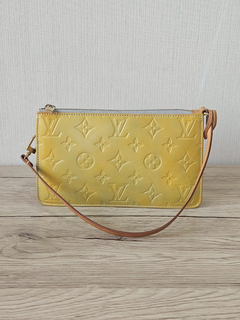 LV Lexington Pochette Monogram Vernis