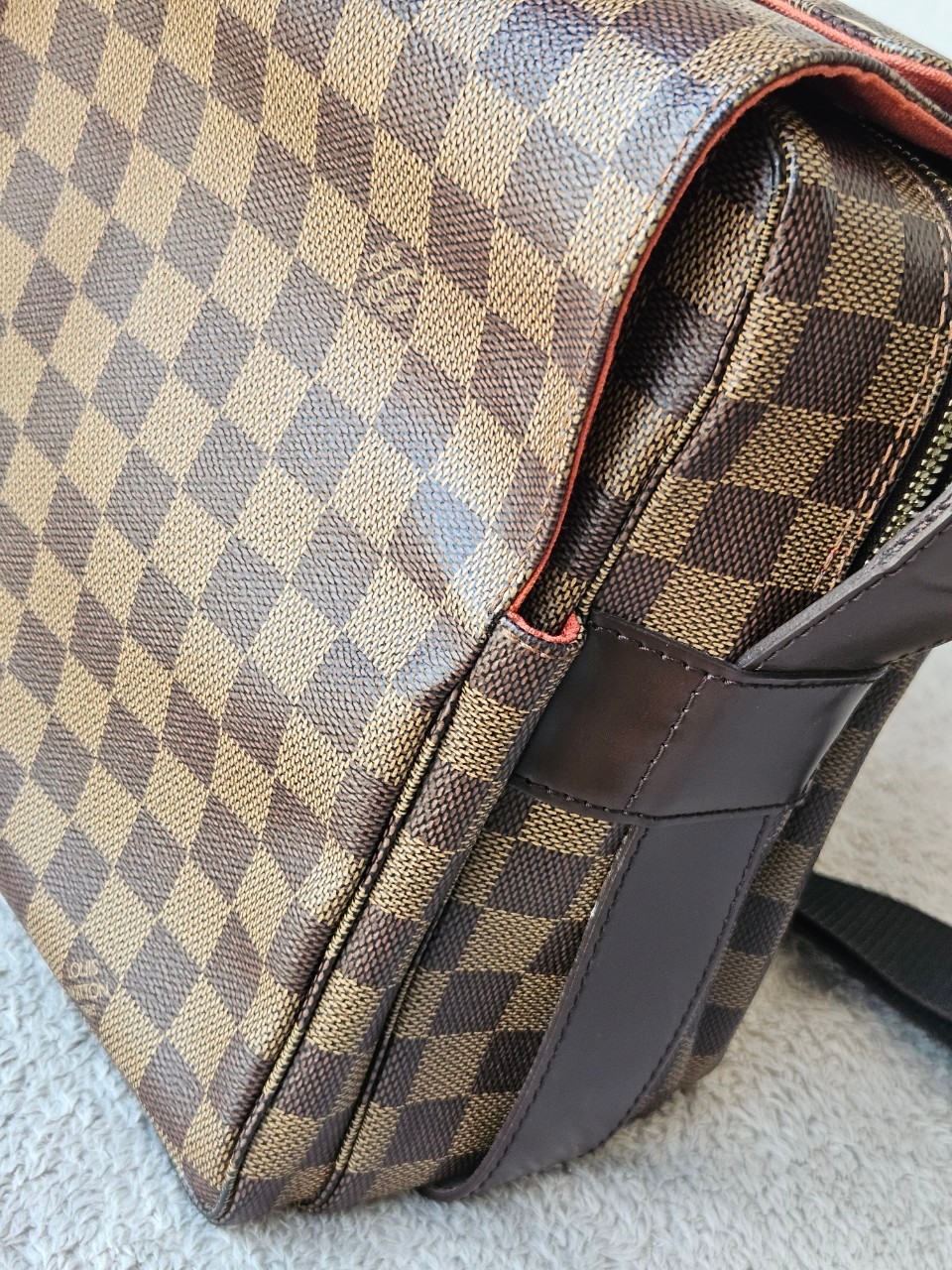 LV Naviglio Damier dc04