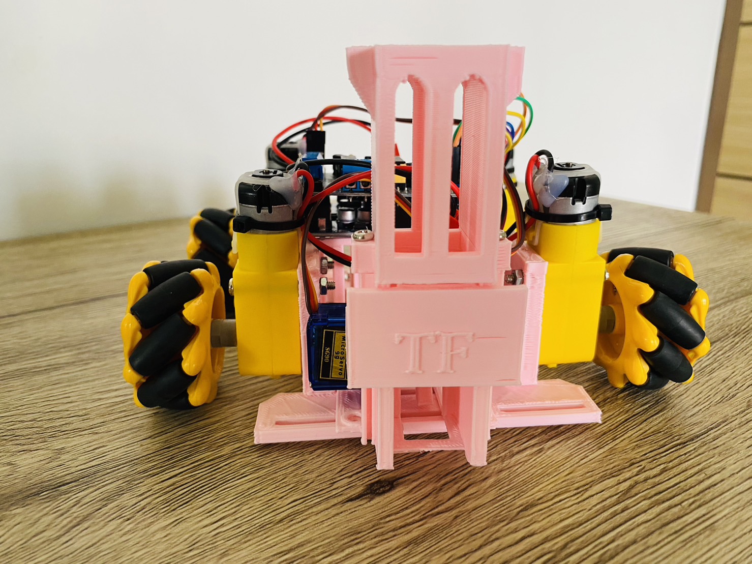 หุ่นยนต์ระดับกลาง สพฐ.2024 แบบล้อสไลด์