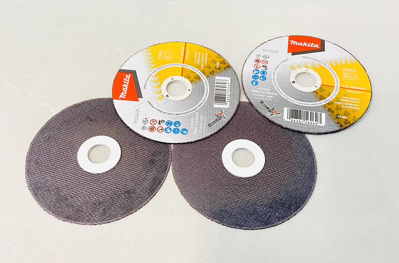 แผ่นตัดเหล็ก - สแตนเลส 4" x 1มิล Makita E-03028