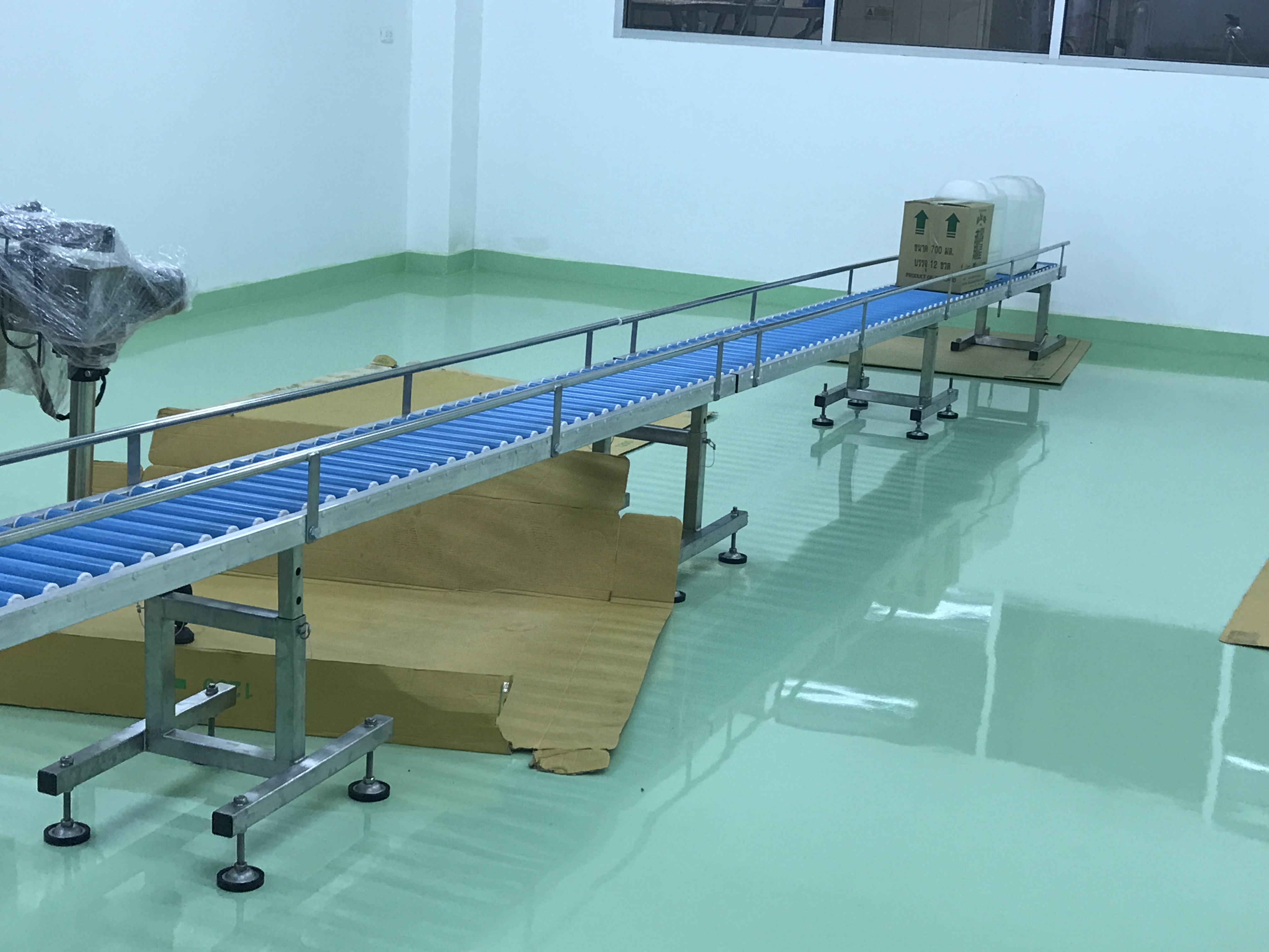 Zlide Container Roller รางลูกกลิ้ง อลูมิเนียม FE3030 W30 x L300 ( กว้าง 30 ซม , ยาว 3 ม. )