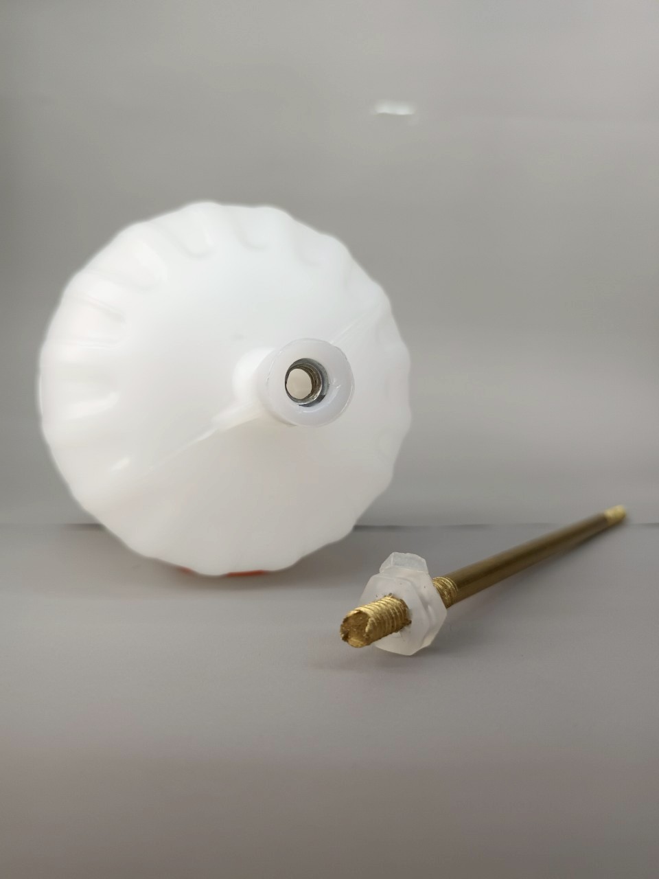 ลูกลอยชักโครก Stable