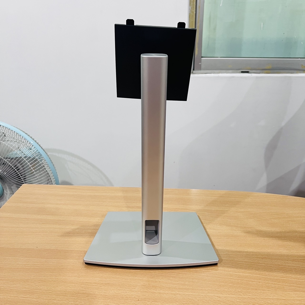 (Used) ขาจอเดล Dell แท้ support จอเดลรุ่น P2222H, P2422H, P2422HE, U2422H, U2422HE, C2423H ปรับขึ้นลงได้