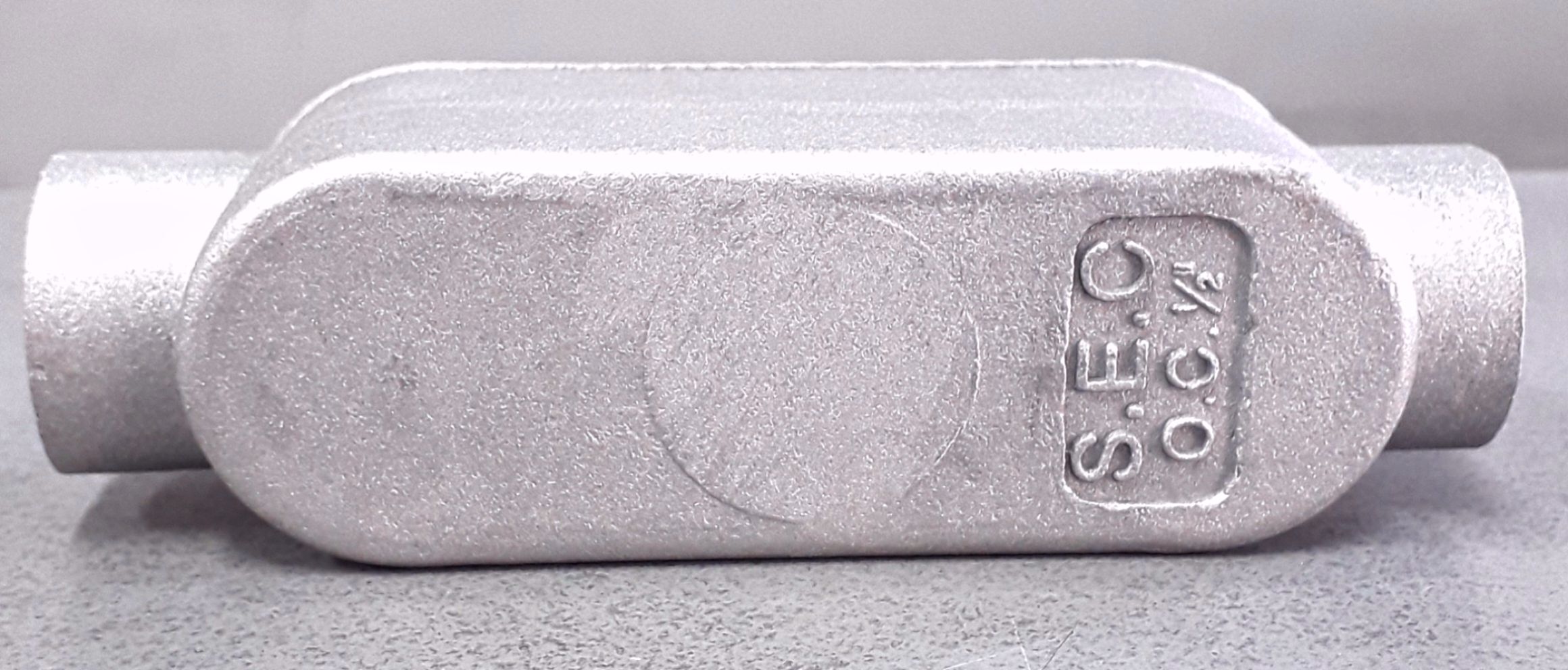 ข้อต่อ OC (ฝาปิดน็อตยึด)