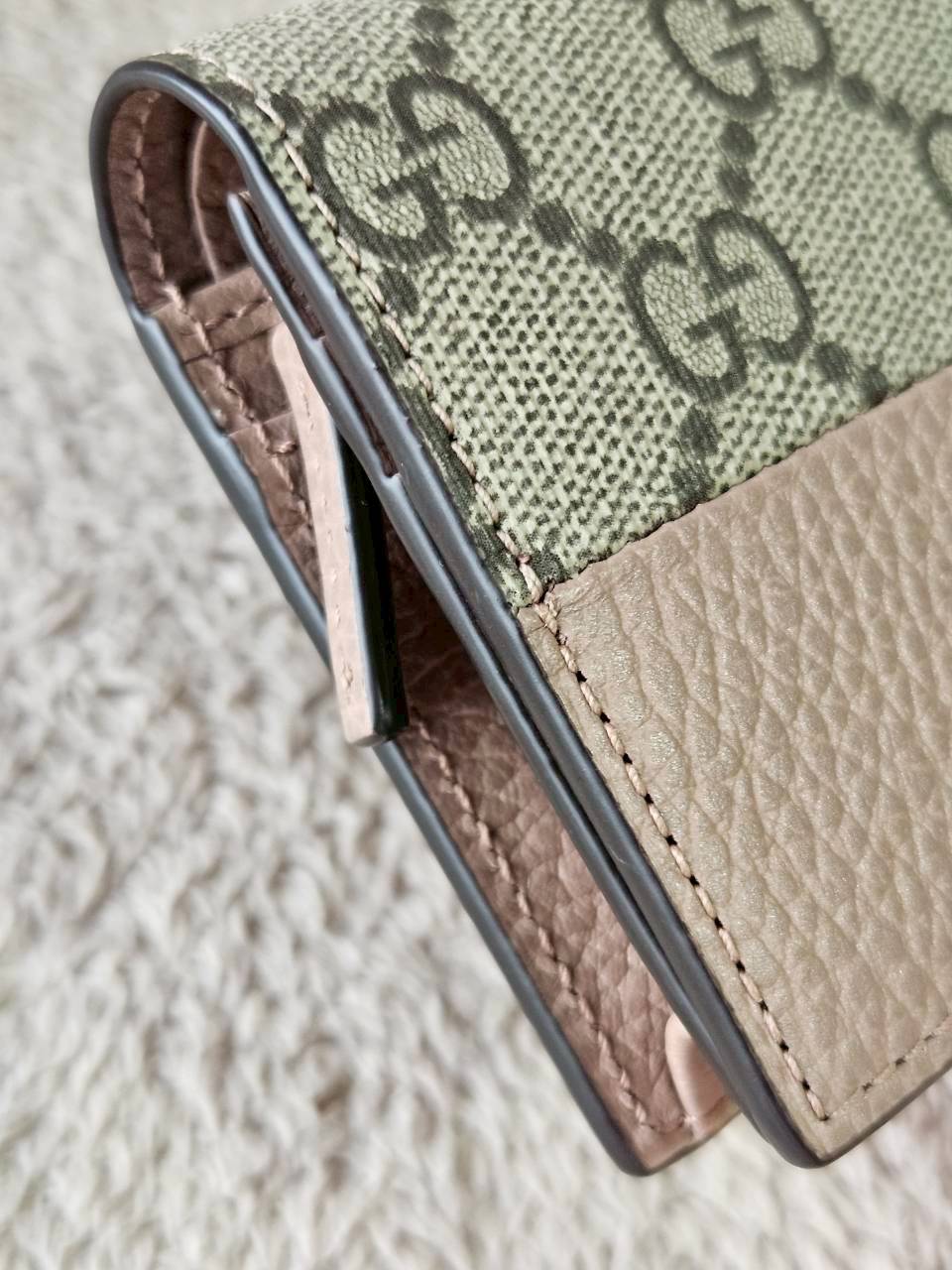 Gucci GG Marmont Bi Color Card Case Wallet