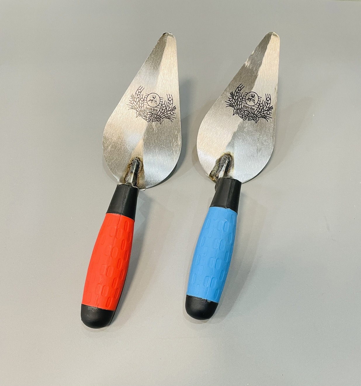 เกียงแหลม ด้ามยาง Eagle One