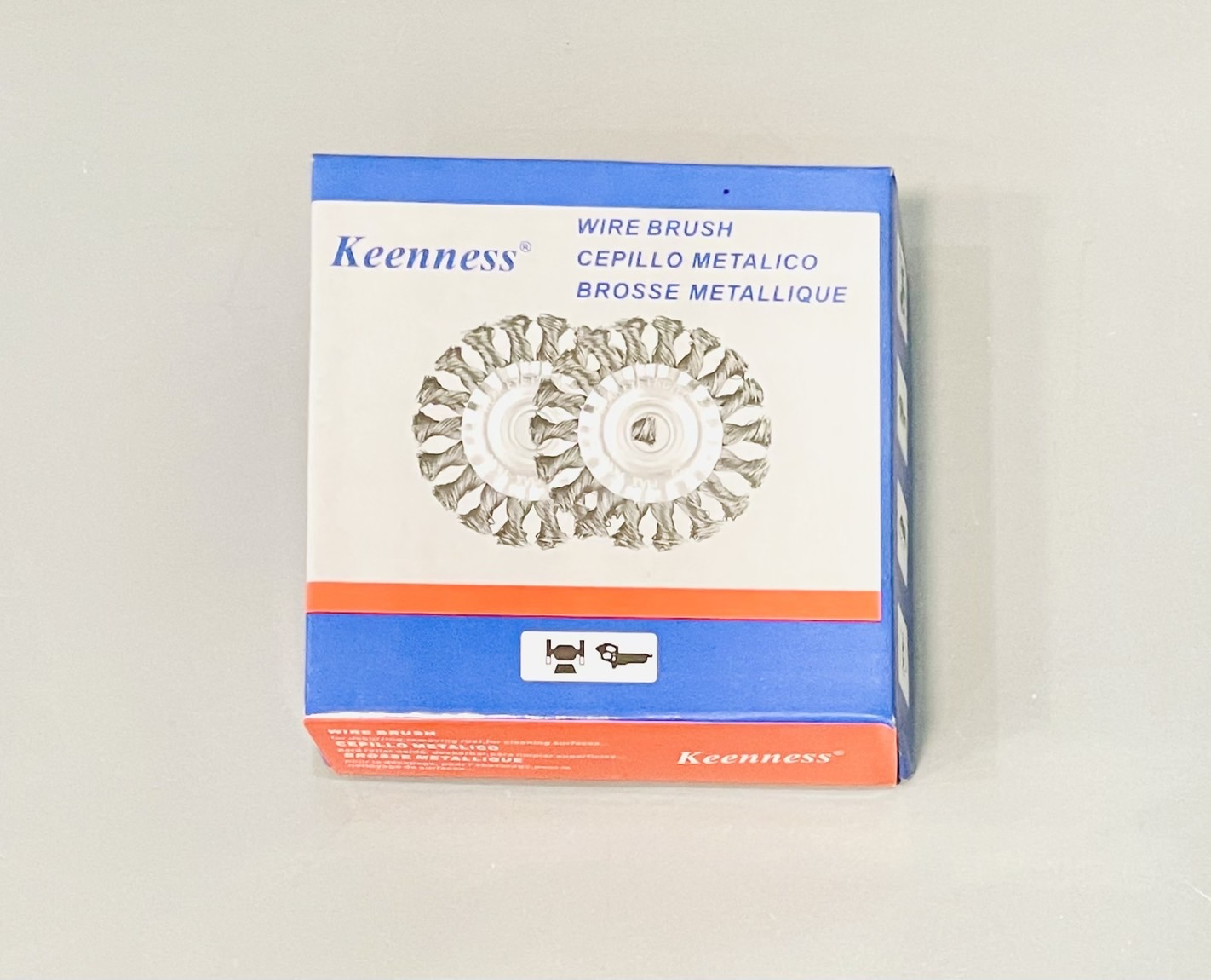 แปรงลวดกลมแบนถักเปีย 4" Keeness