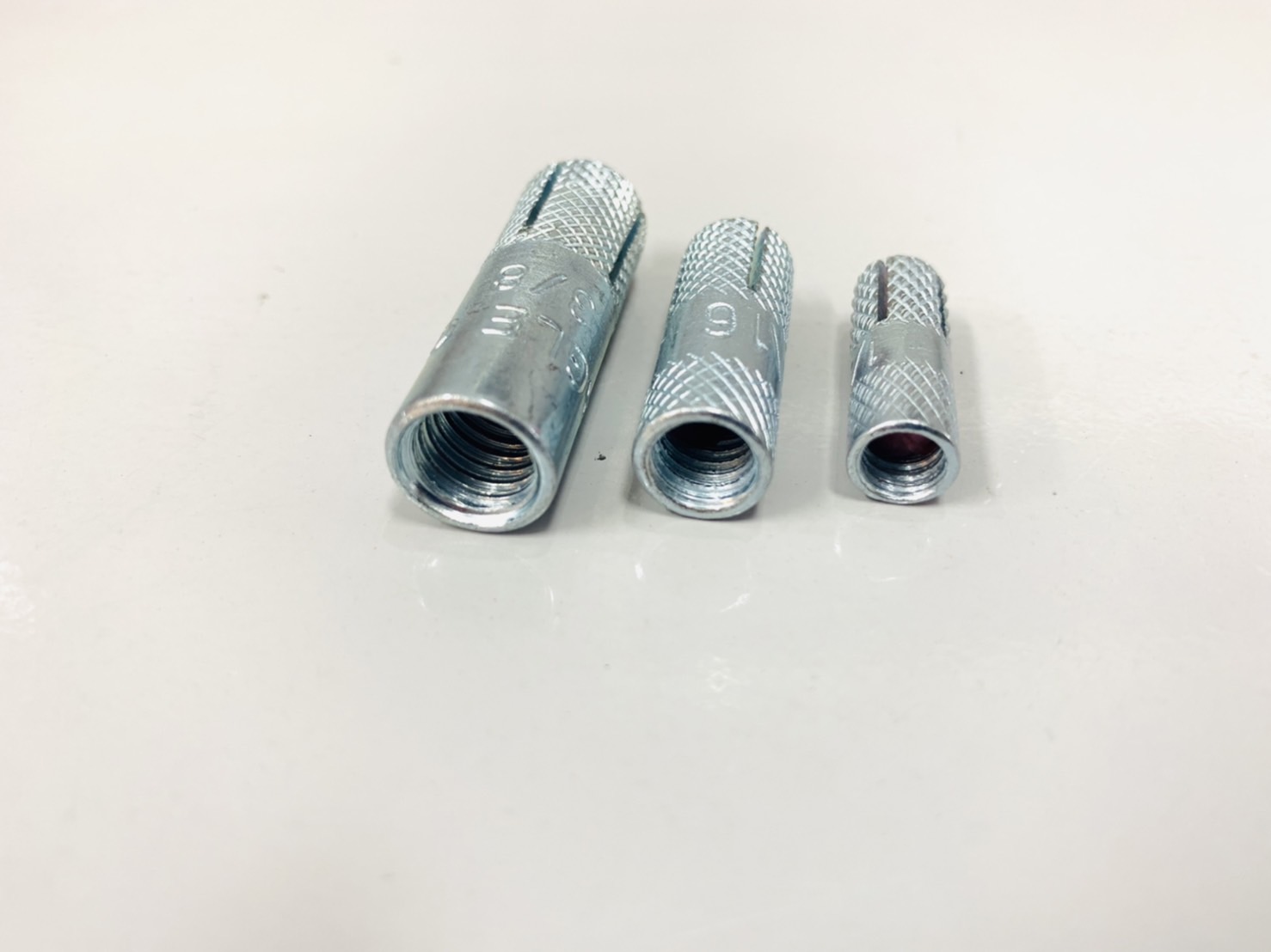 พุ๊กดรอบอิน