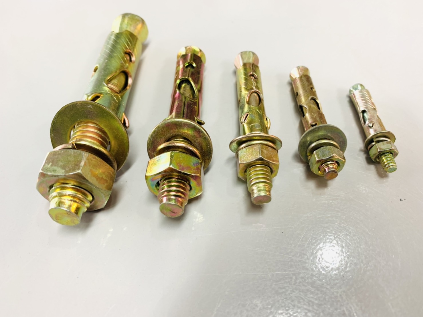 พุ๊กเหล็ก (ห่อเล็ก)