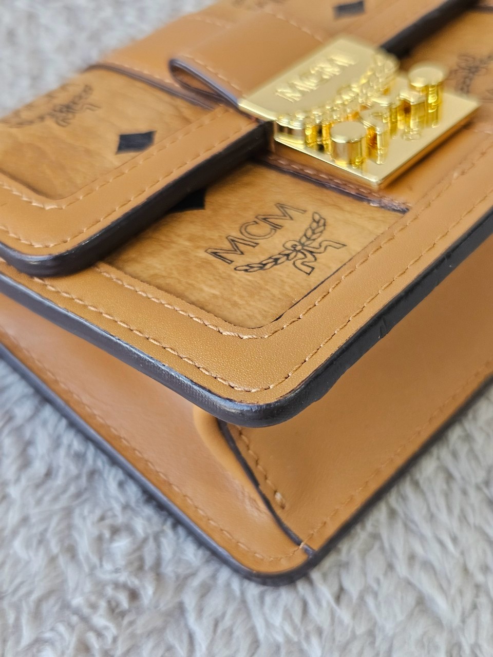 MCM Tracy Card Holder Ori ปี20