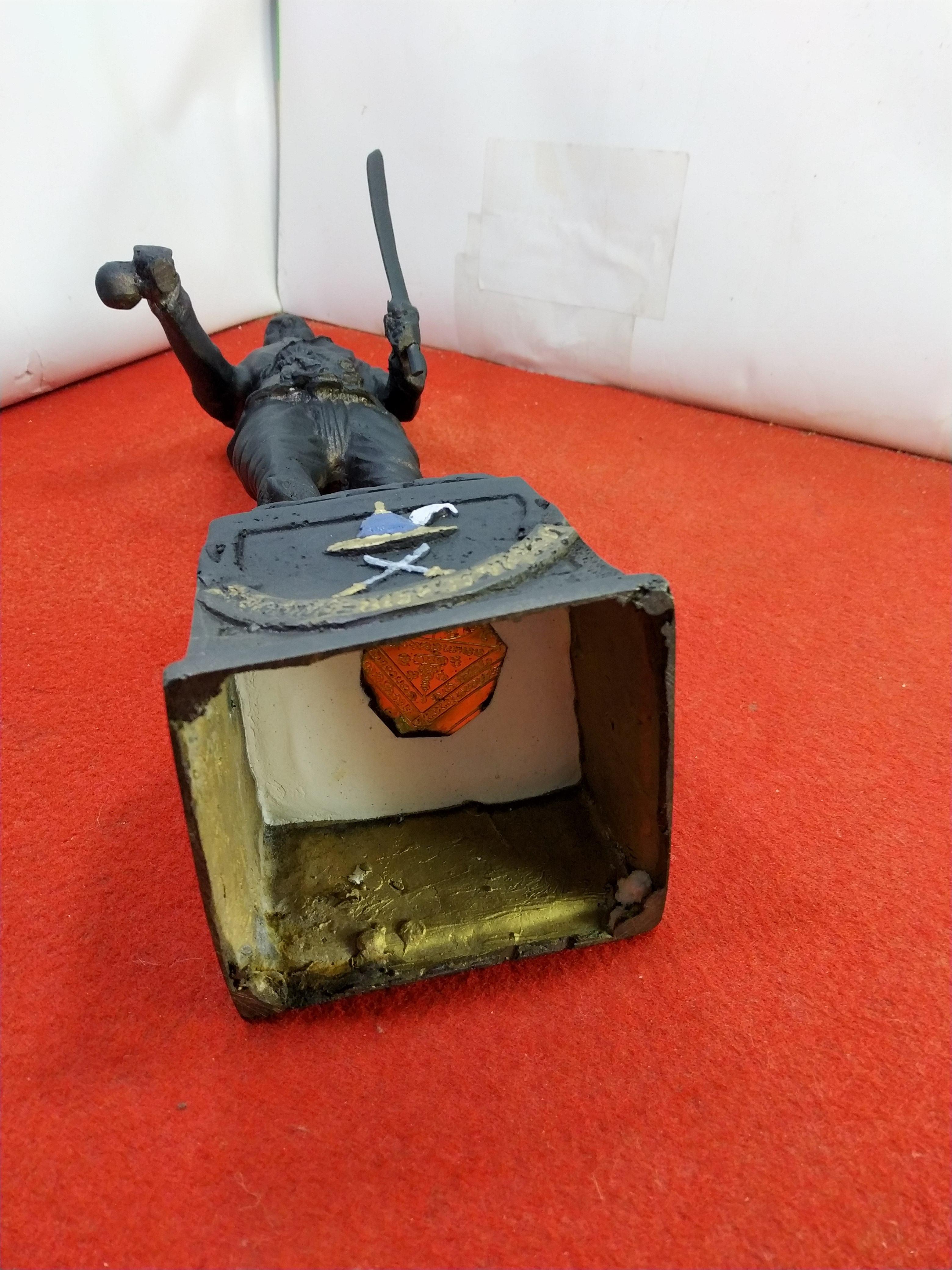 พระบรมรูปจำลอง สมเด็จพระนเรศวรมหาราช ทรงประกาศอิสรภาพ เนื้อโลหะทองเหลืองรมดำ