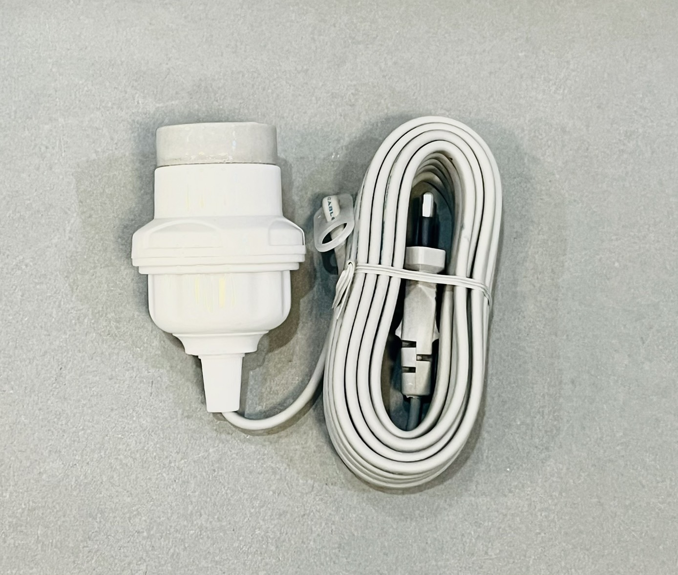 ขั้วห้อยเกลียวกระเบื้อง+ปลั๊ก+สาย