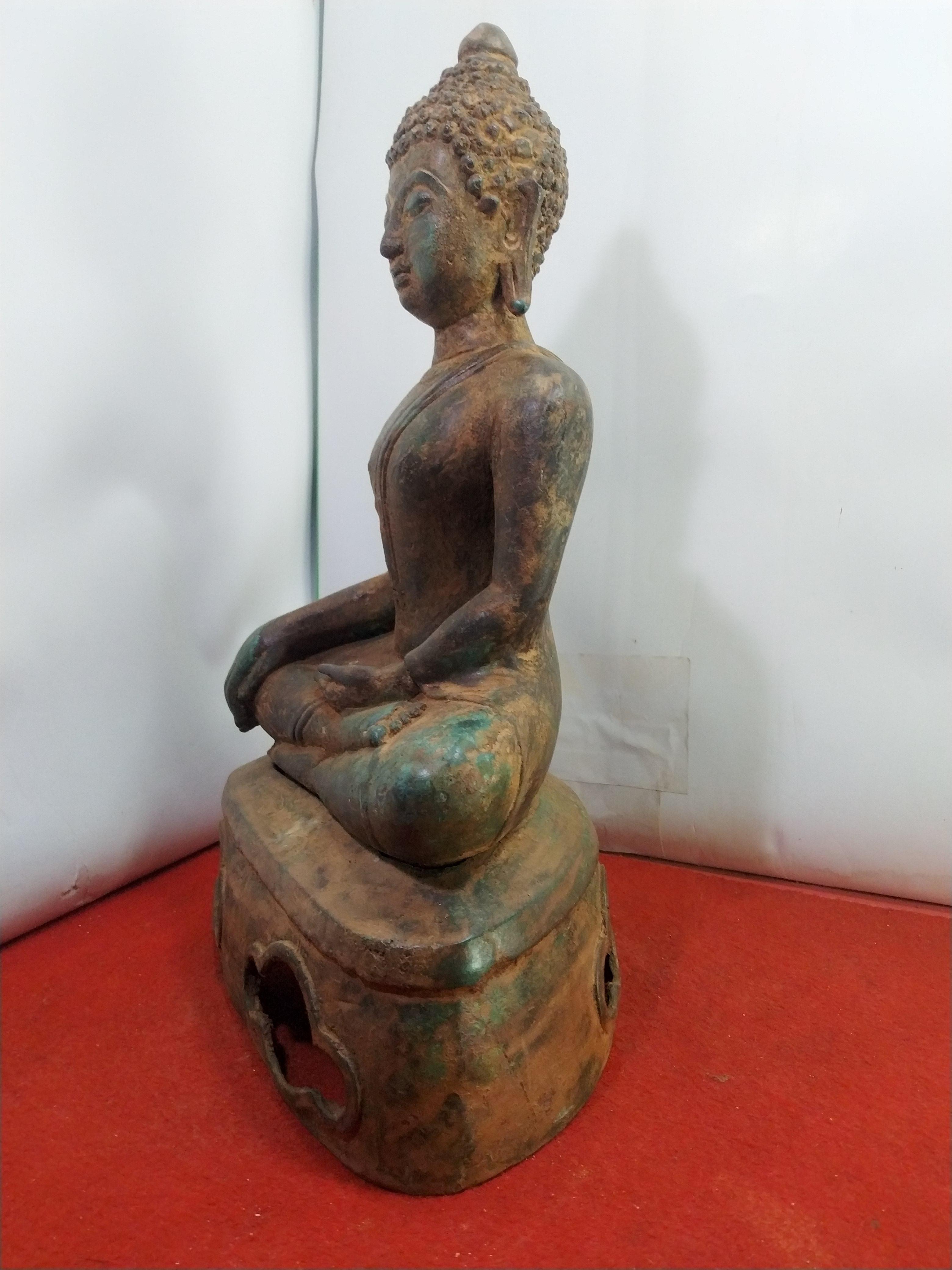 พระเชียงแสน สิงค์3 หน้าตัก 9 นิ้ว เนื้อโลหะสำริดสภ่าพเก่า