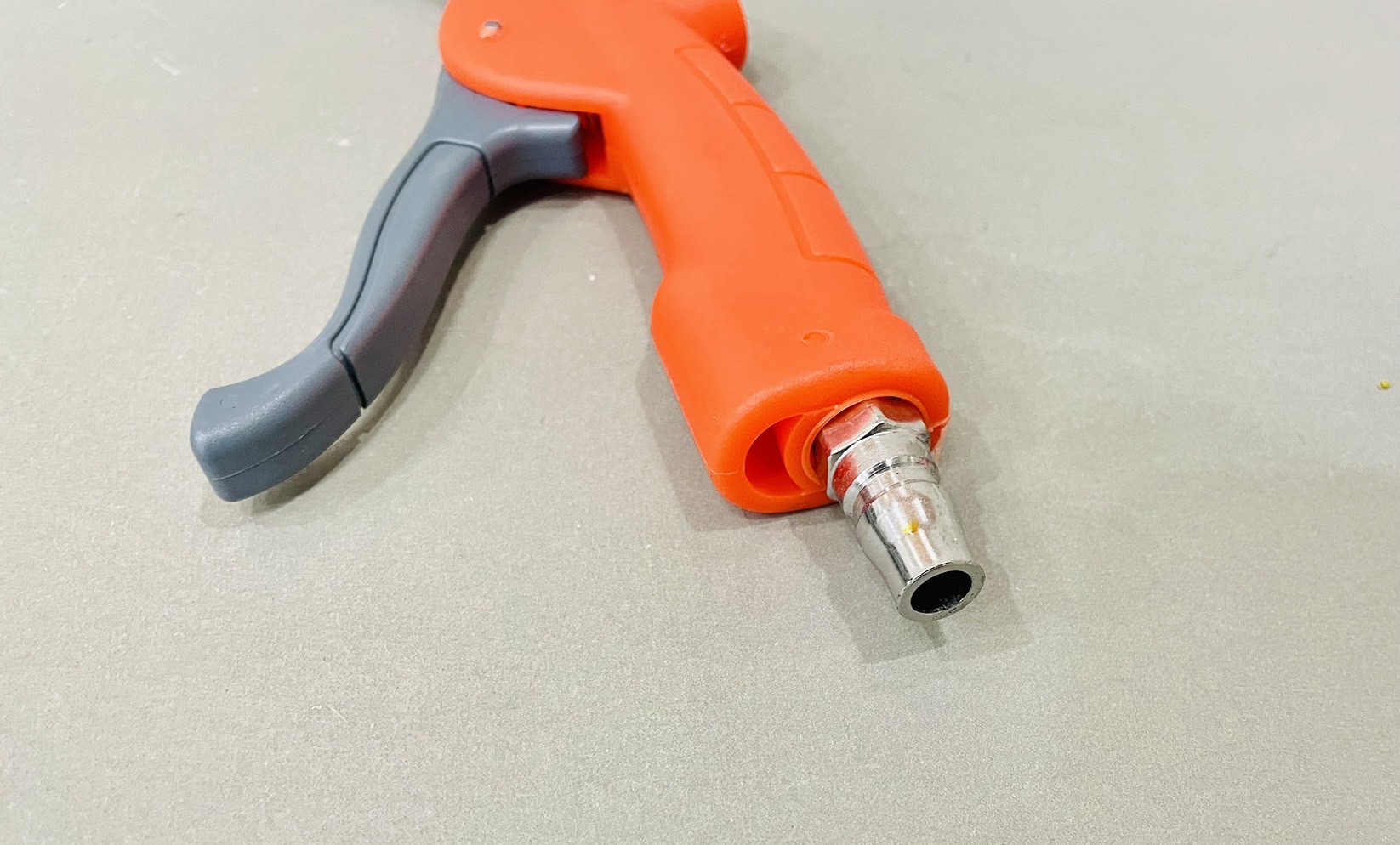 ปืนฉีดลม ด้ามพีวีซี #AR-20