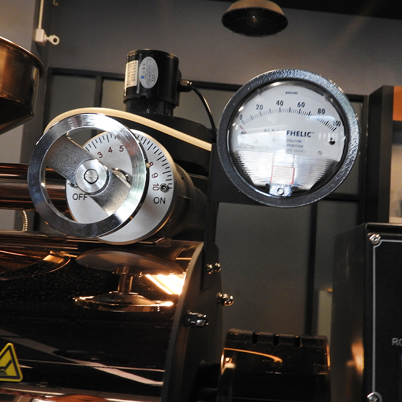 Electric Coffee Roaster Machine 1 KG. Can connect with computer