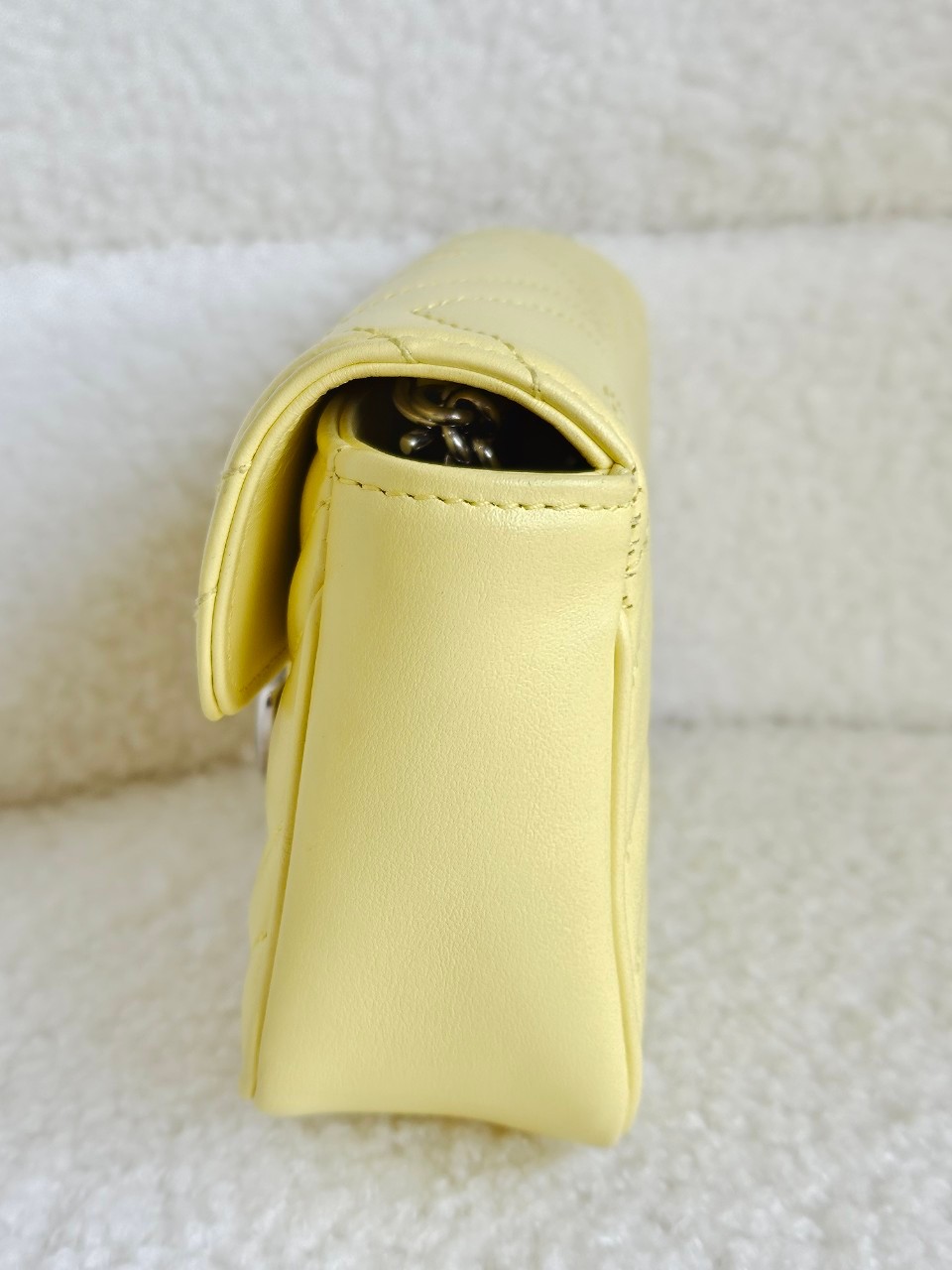 Gucci Marmont Super Mini สีเหลือง