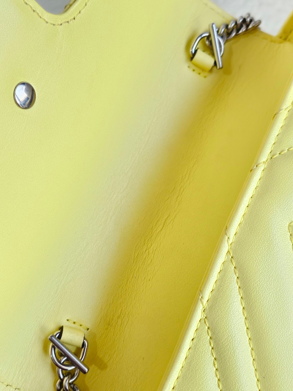 Gucci Marmont Super Mini สีเหลือง