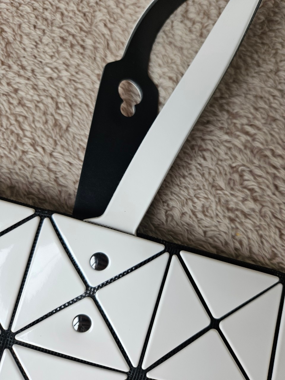 Baobao 6*6 สีขาว