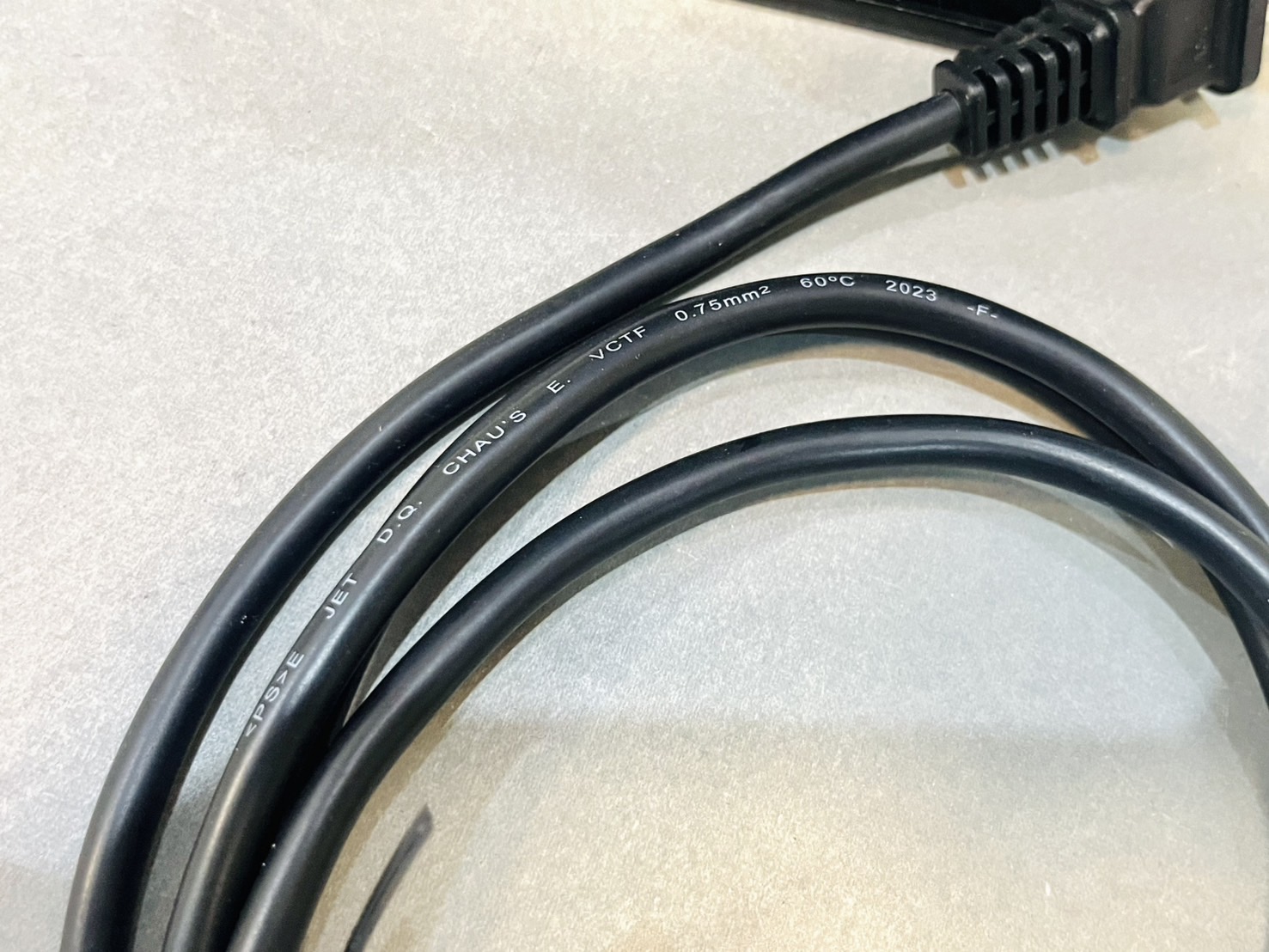 เครื่องเลื่อยจิ๊กซอ MAKITA M4301B