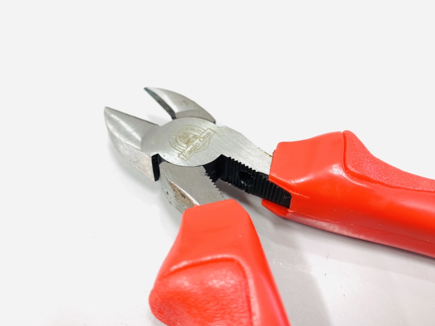 คีมปากเฉียง Eagle One / Dingqi