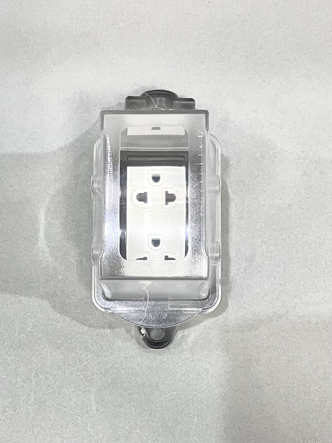 บ็อกยาง+ฝาสูงกันน้ำ RBNS4-NM-CC Nano