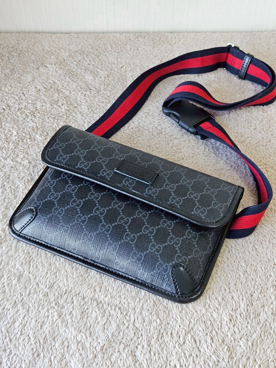 Gucci GG Black Small Beltbag