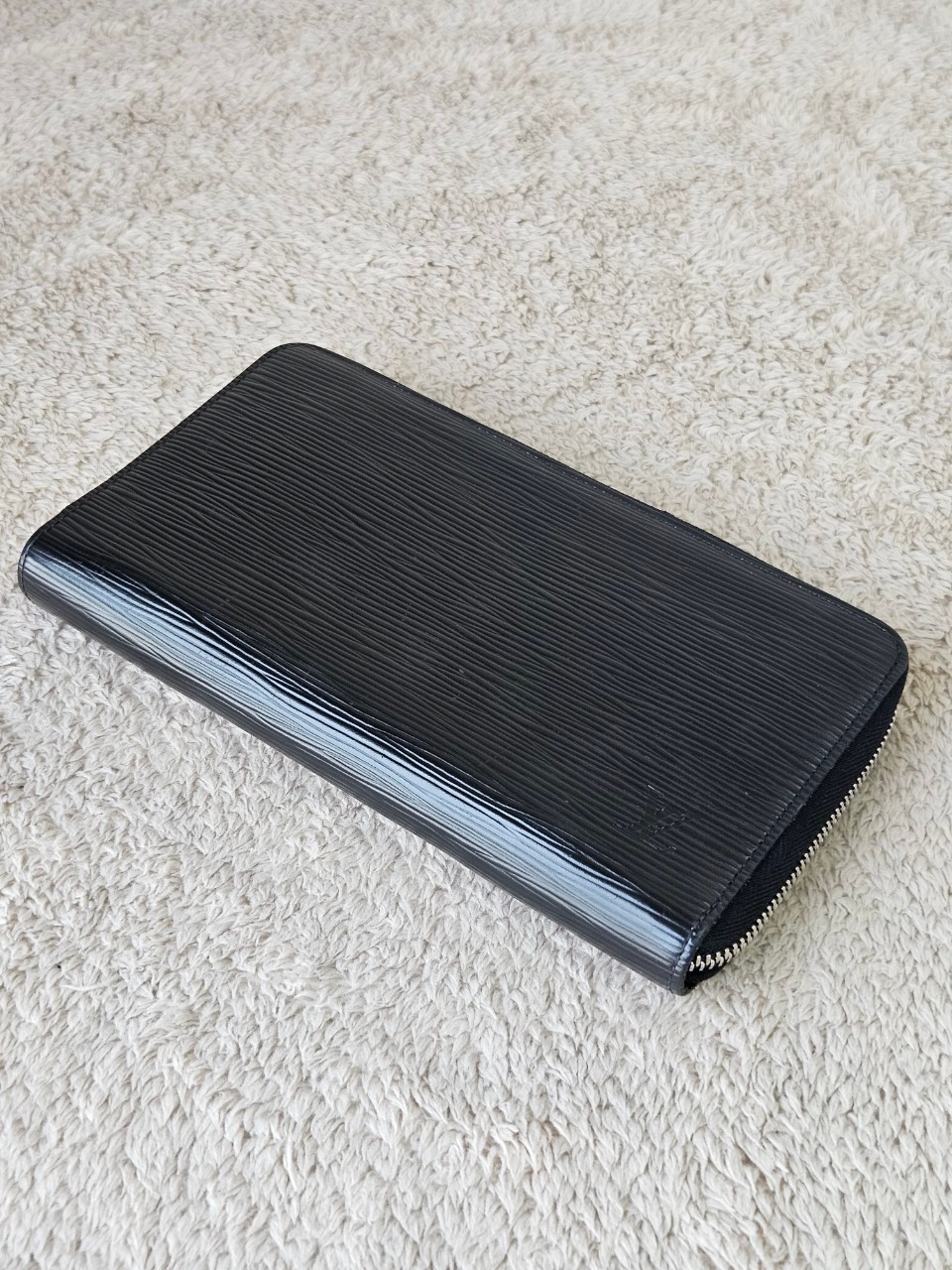 LV EPI Zippy Organizer Long Wallet